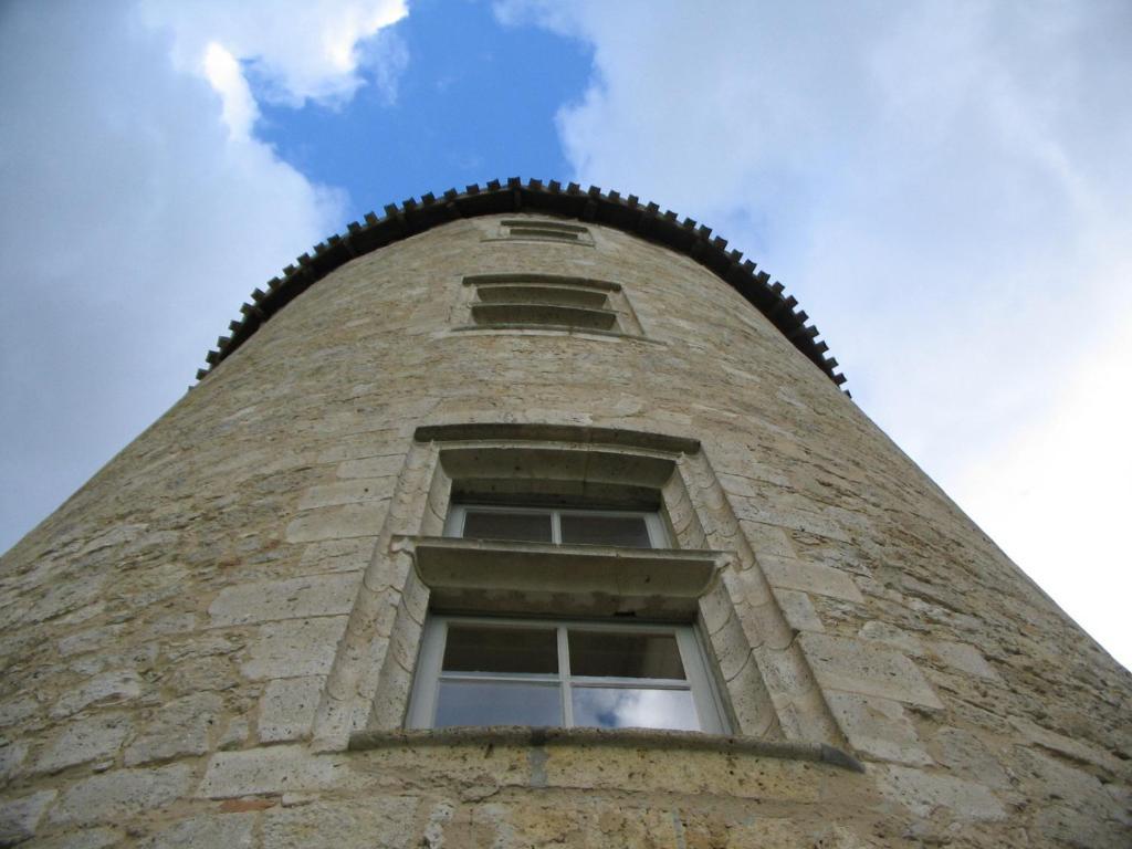 Chateau De Fources Luaran gambar